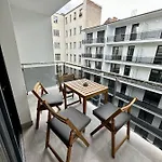 Cityscape ~ Ac/indoor Parking/balcony Lejlighed