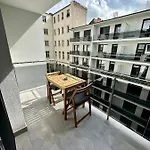 Cityscape ~ Ac/indoor Parking/balcony * Budapest