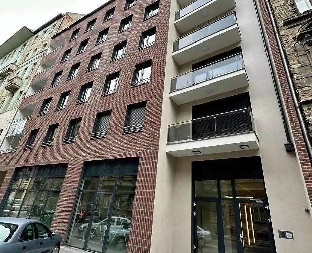 Cityscape ~ Ac/indoor Parking/balcony Budapest